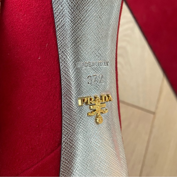 Prada Red Suede Pumps - Picture 5 of 13